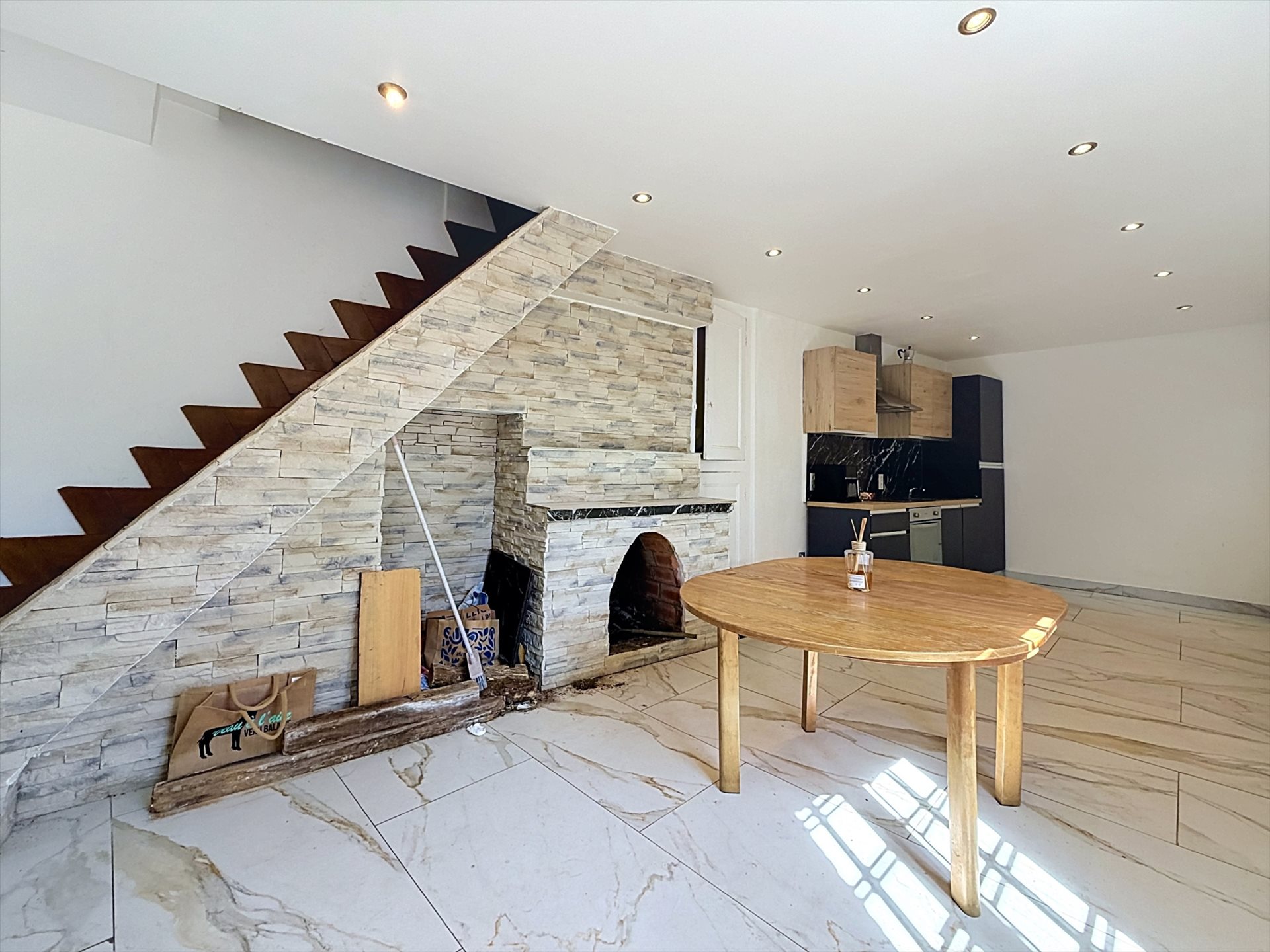Maison à vendre, 101m², Bléneau