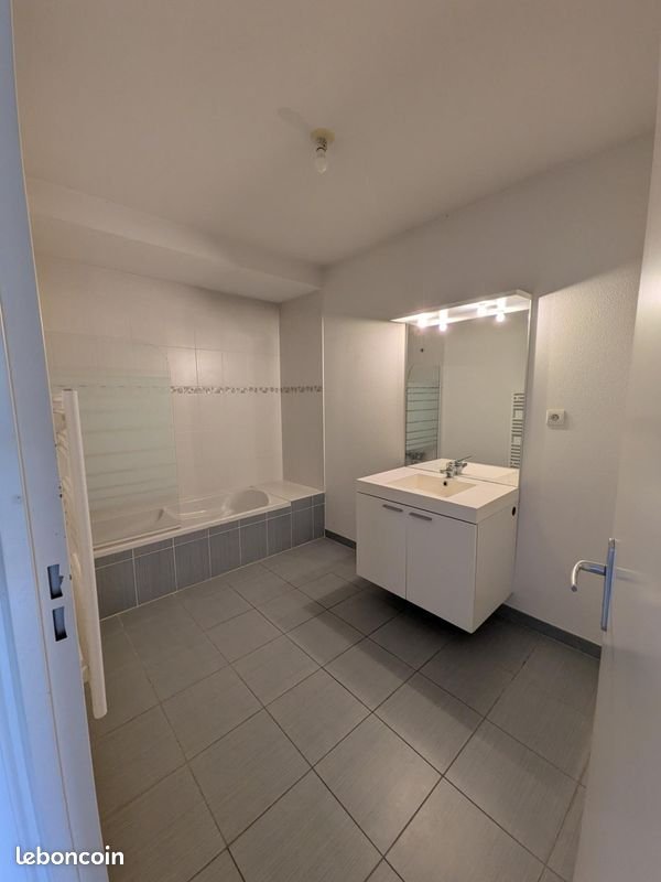 Appartement à louer, 65m², Les Herbiers