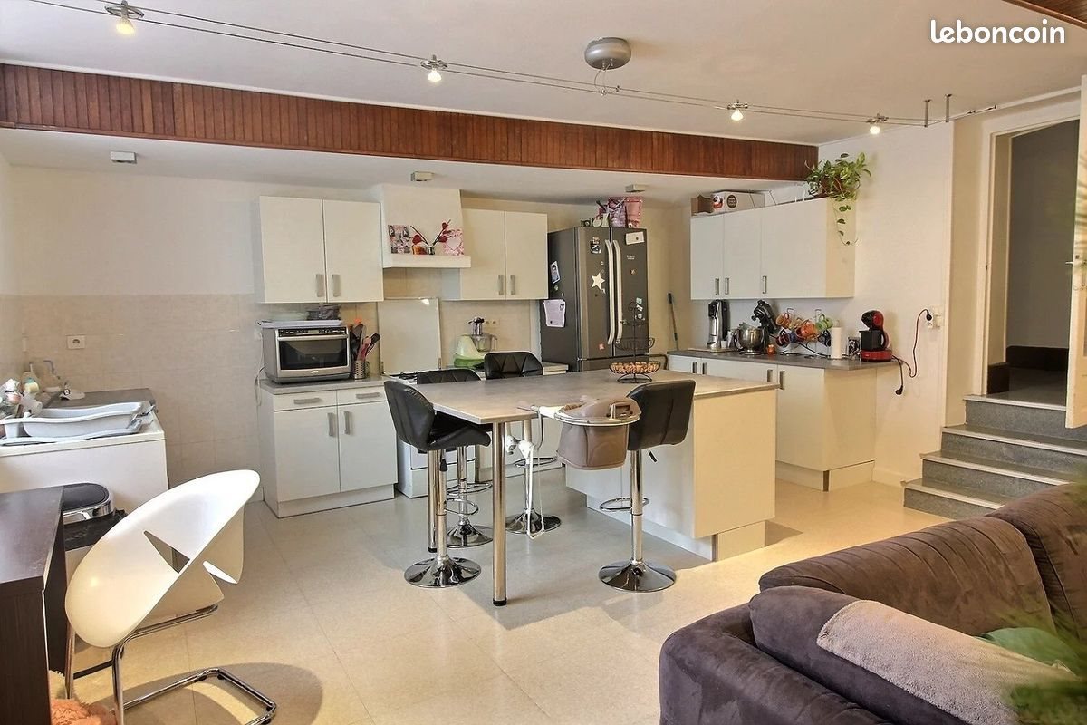 Appartement à louer, 150m², Saint-Jean-de-Bournay