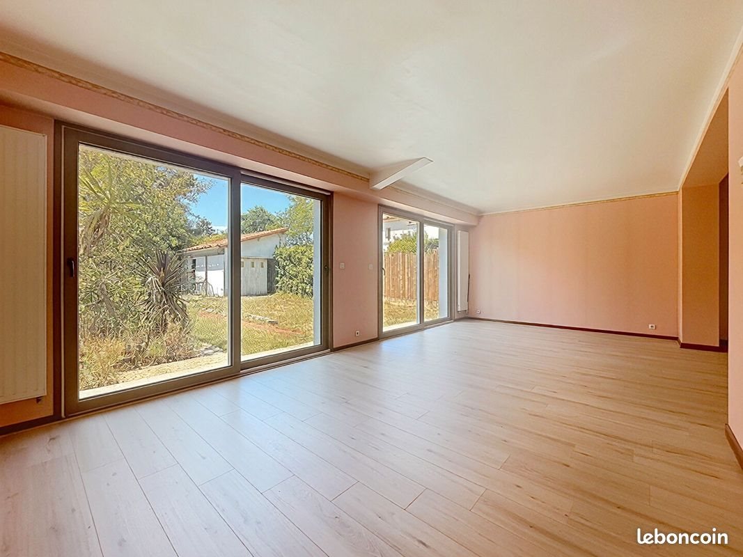 Maison à vendre, 121m², Saint-Sébastien-sur-Loire