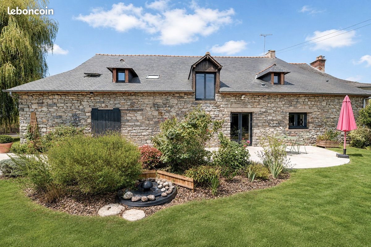 Maison à vendre, 244m², Melesse