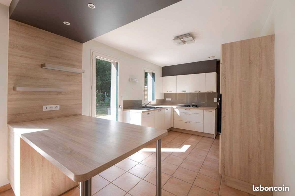 Maison à vendre, 125m², Saint-Sulpice-la-Forêt
