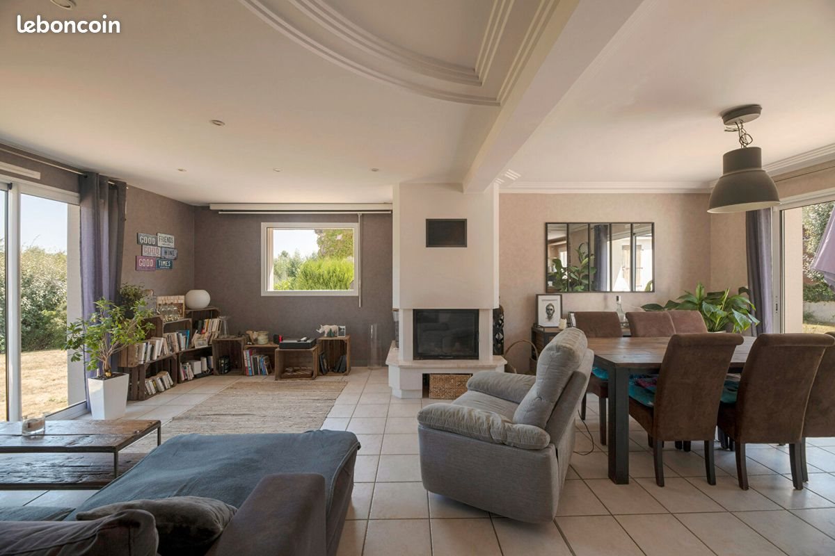 Maison à vendre, 107m², Saint-Aubin-d'Aubigné