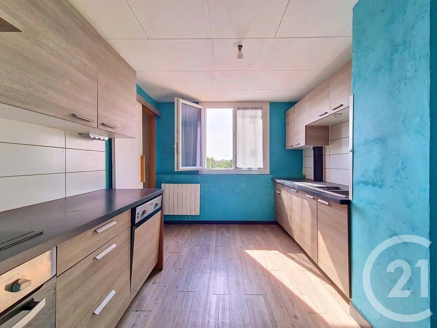 Appartement à vendre, 72m², Pont-de-Chéruy
