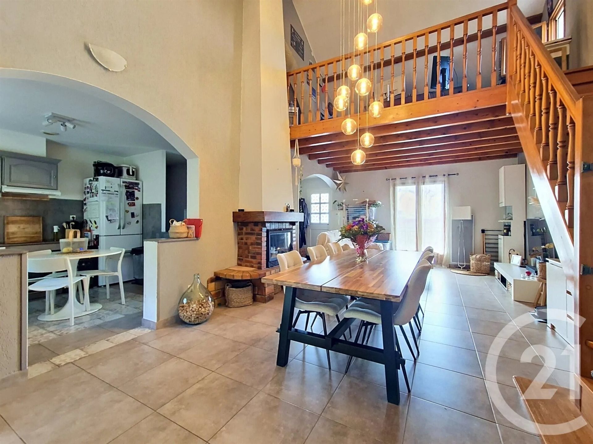 Maison à vendre, 121m², Leyrieu