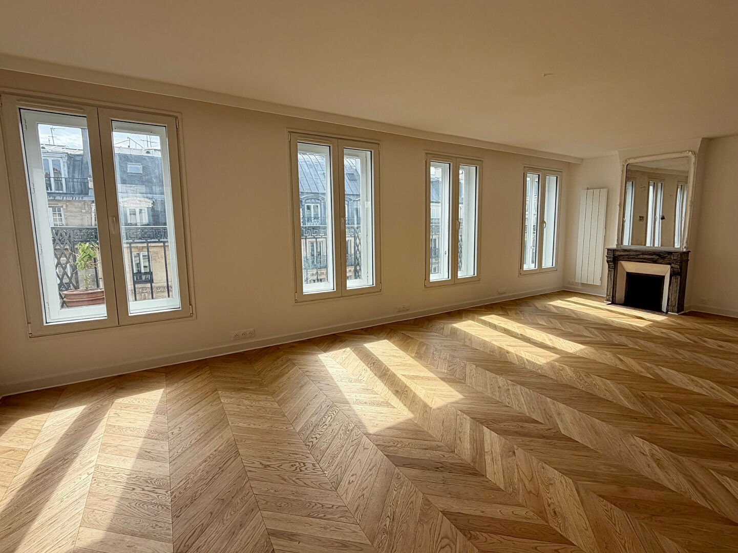 Appartement à louer, 119m², Paris 1er