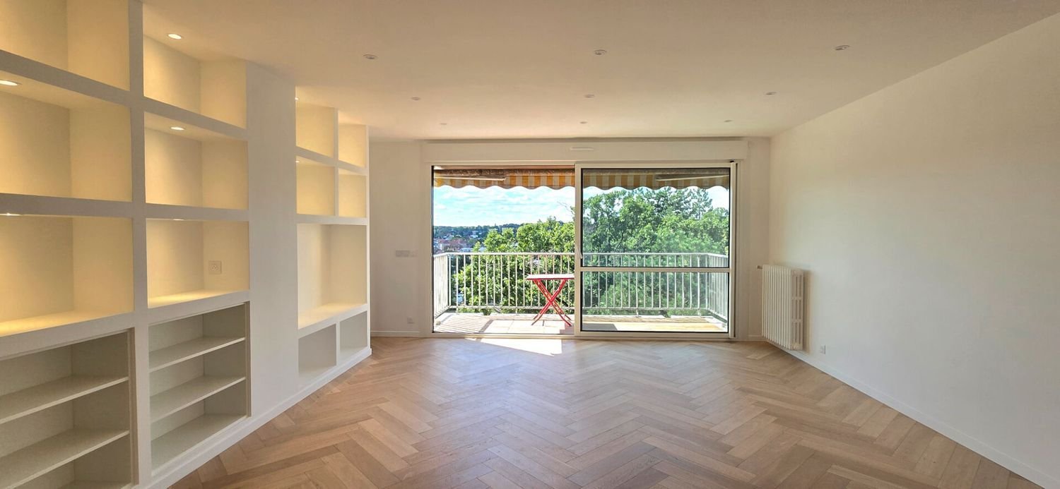 Appartement à louer, 81m², Garches