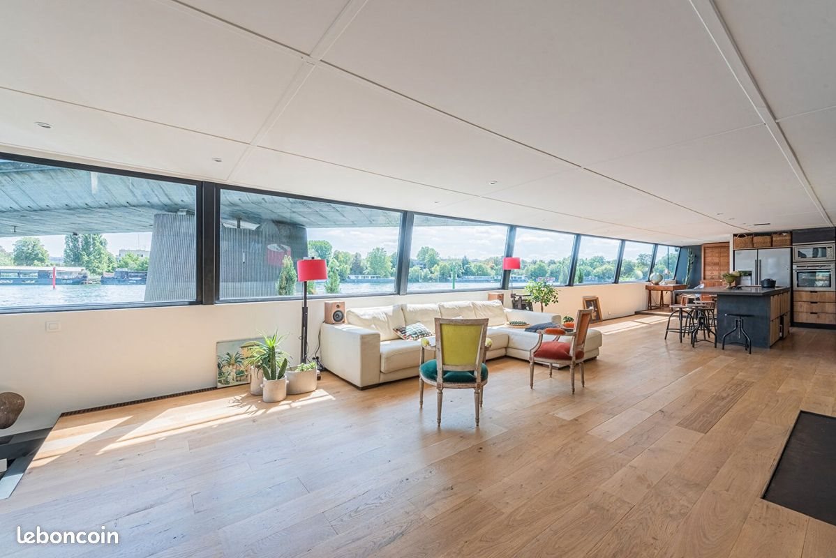 Appartement à louer, 300m², Saint-Cloud