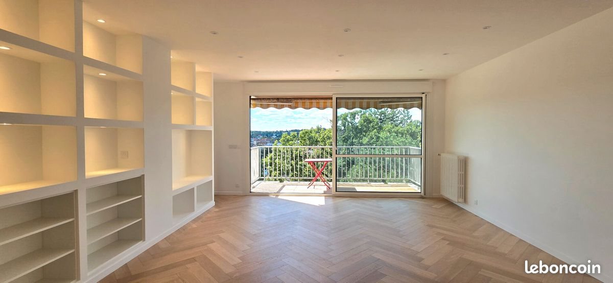 Appartement à louer, 81m², Garches