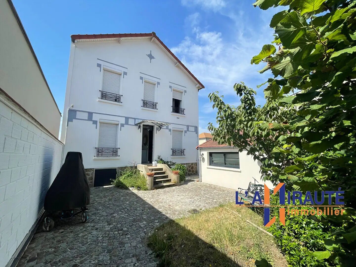Maison à vendre, 138m², Le Mesnil-le-Roi
