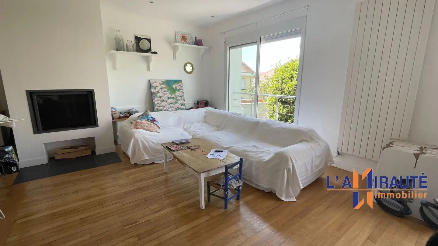 Maison à vendre, 138m², Le Mesnil-le-Roi