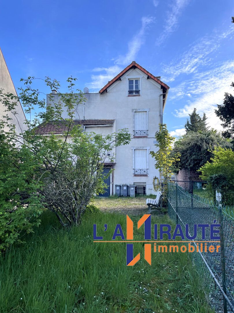 Maison à vendre, 154m², Le Mesnil-le-Roi