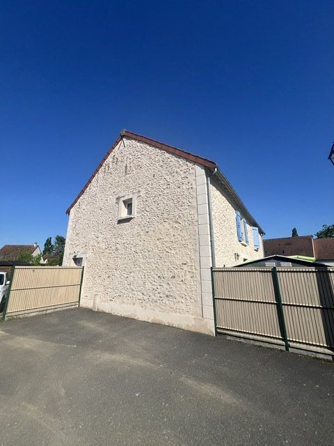Maison à vendre, 75m², La Forêt-le-Roi