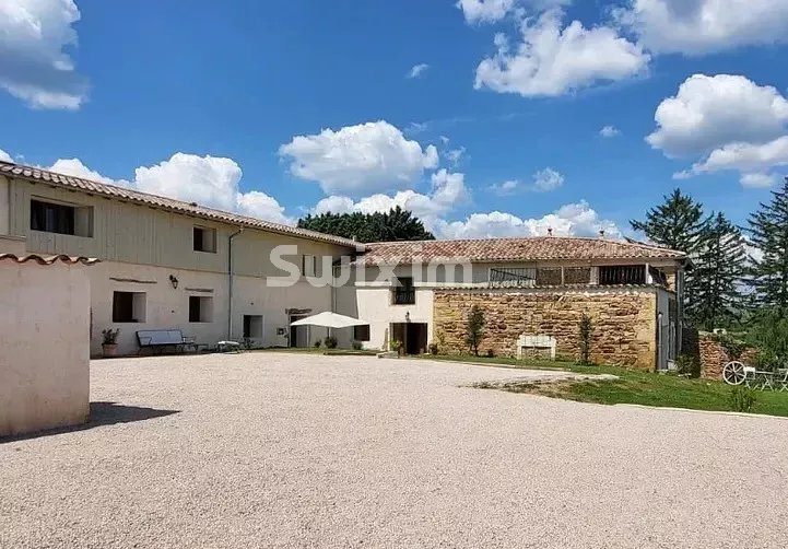 Maison à vendre, 345m², Saint-Amour-Bellevue
