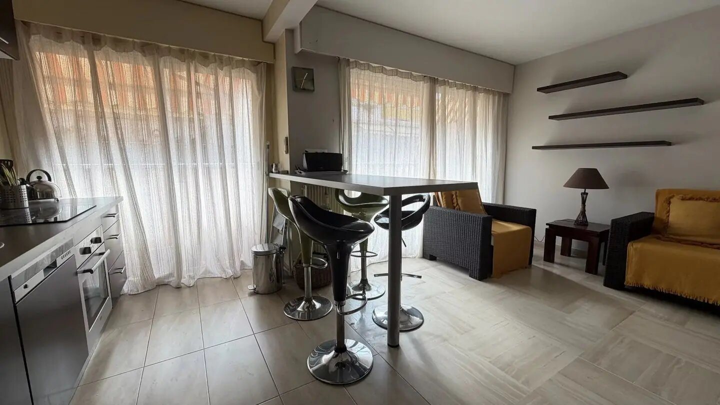 Appartement à louer, 47m², Nice