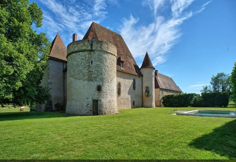 Maison à vendre, 500m², Avermes