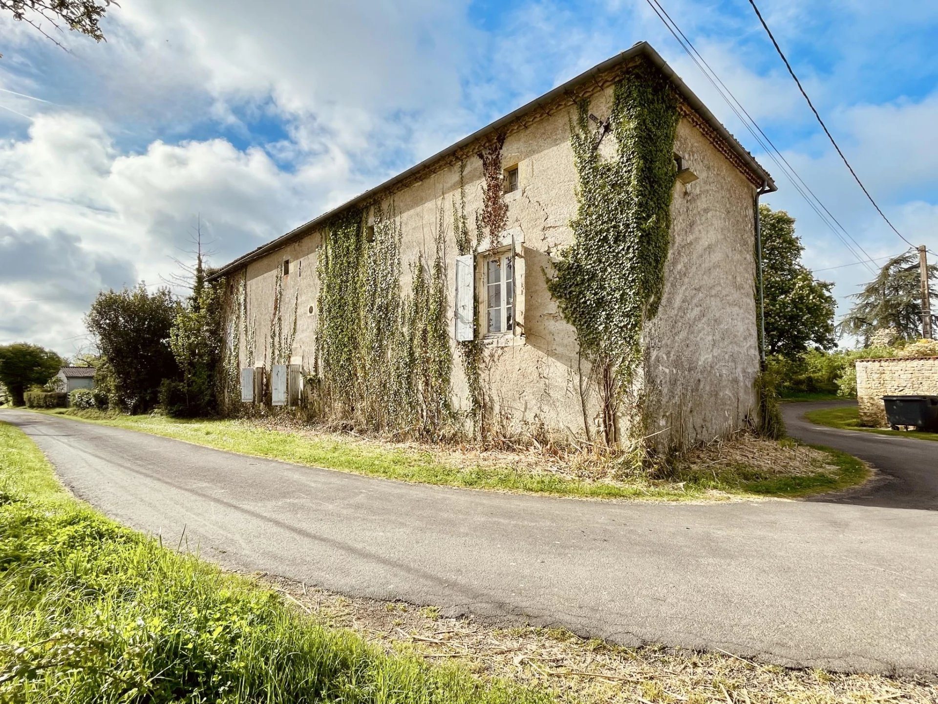 Maison à vendre, 154m², Pleuville