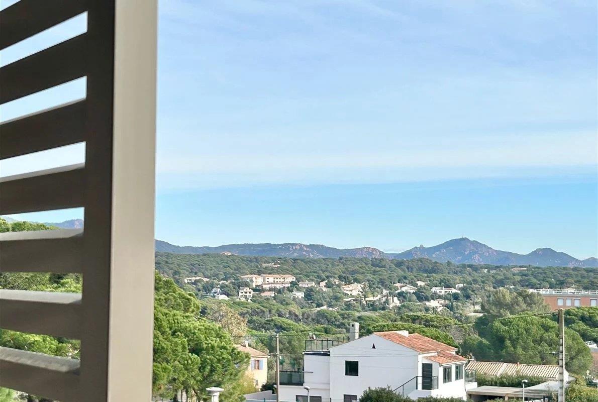 Appartement à vendre, 61m², Fréjus