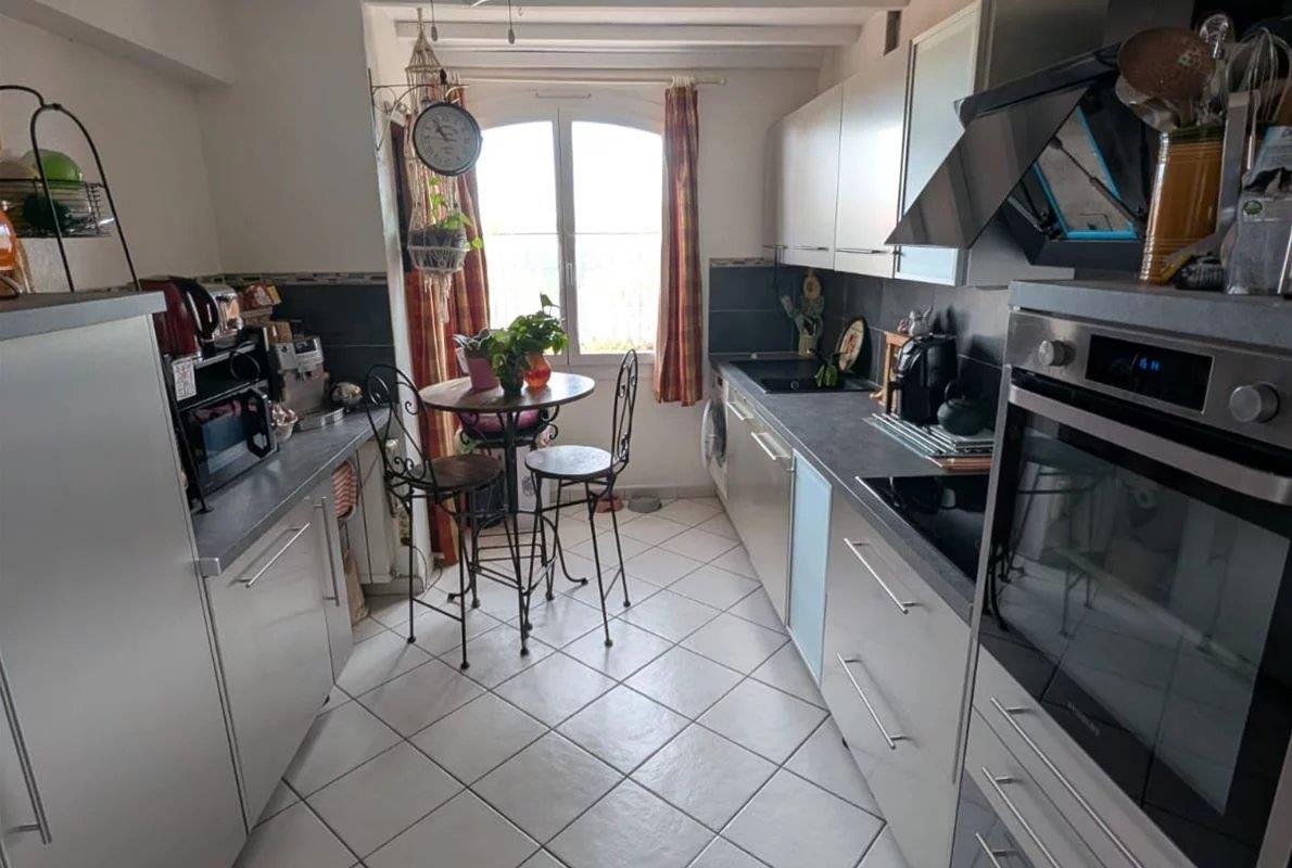 Appartement à vendre, 83m², Fréjus
