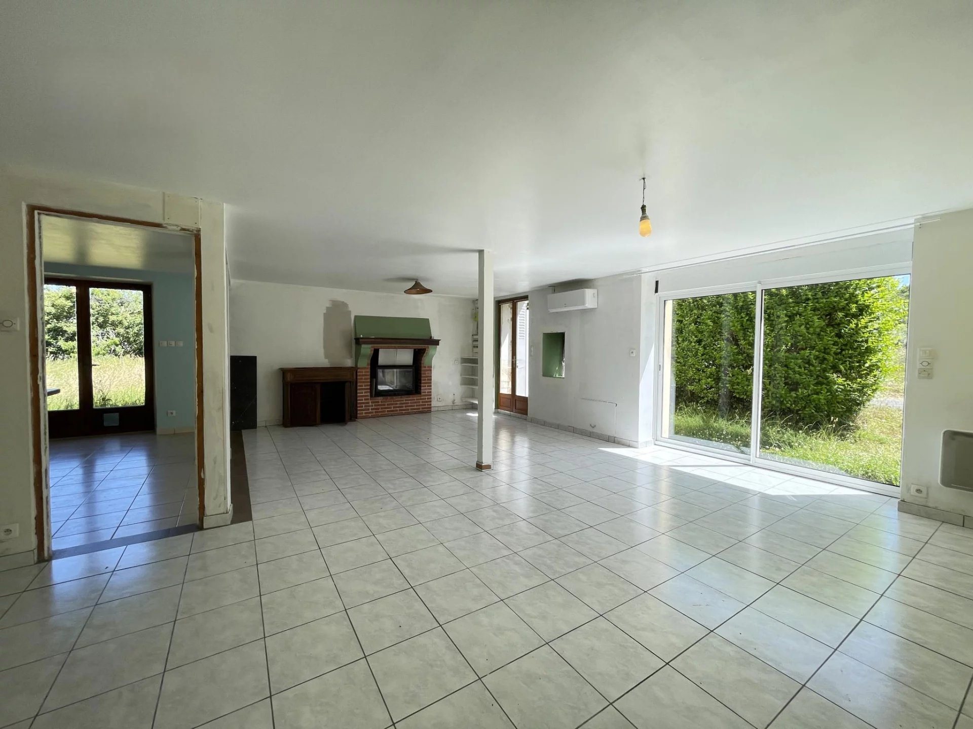 Maison à vendre, 166m², Manot