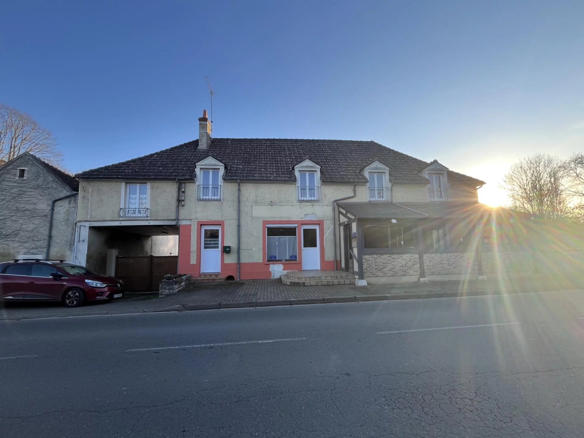 Maison à vendre, 293m², Le Châtelet