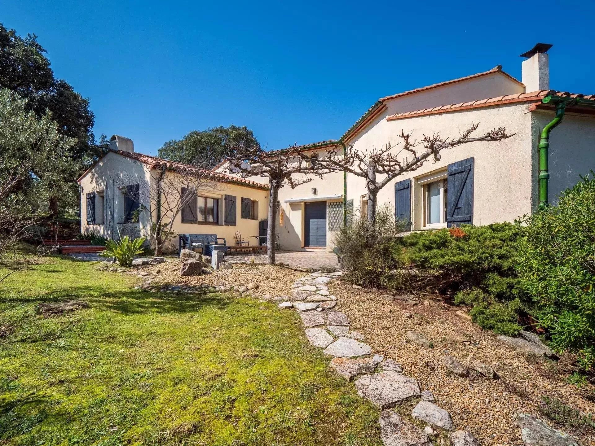 Maison à vendre, 263m², Montesquieu-des-Albères