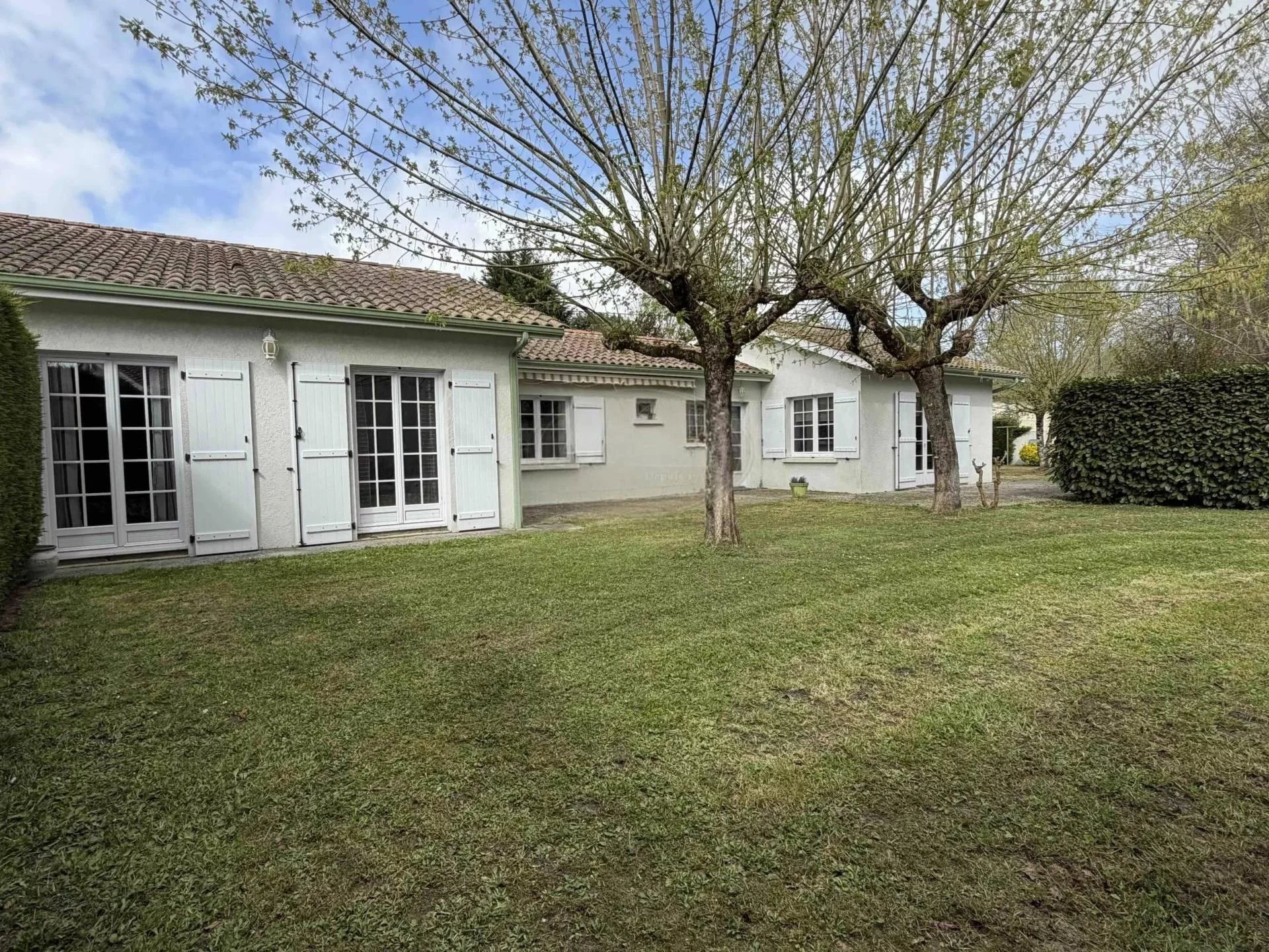 Maison à vendre, 109m², Lesparre-Médoc