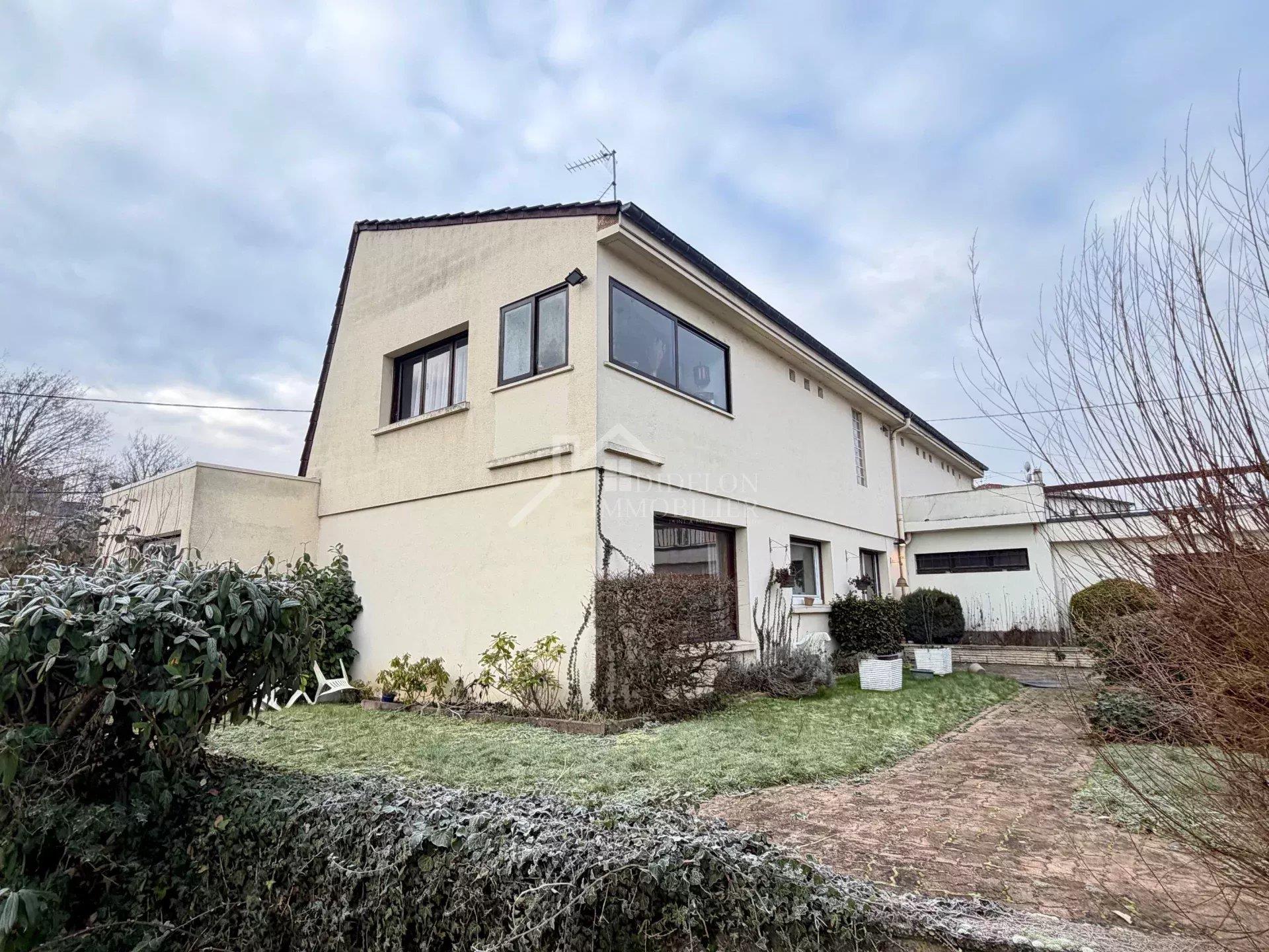 Maison à vendre, 211m², Pont-à-Mousson
