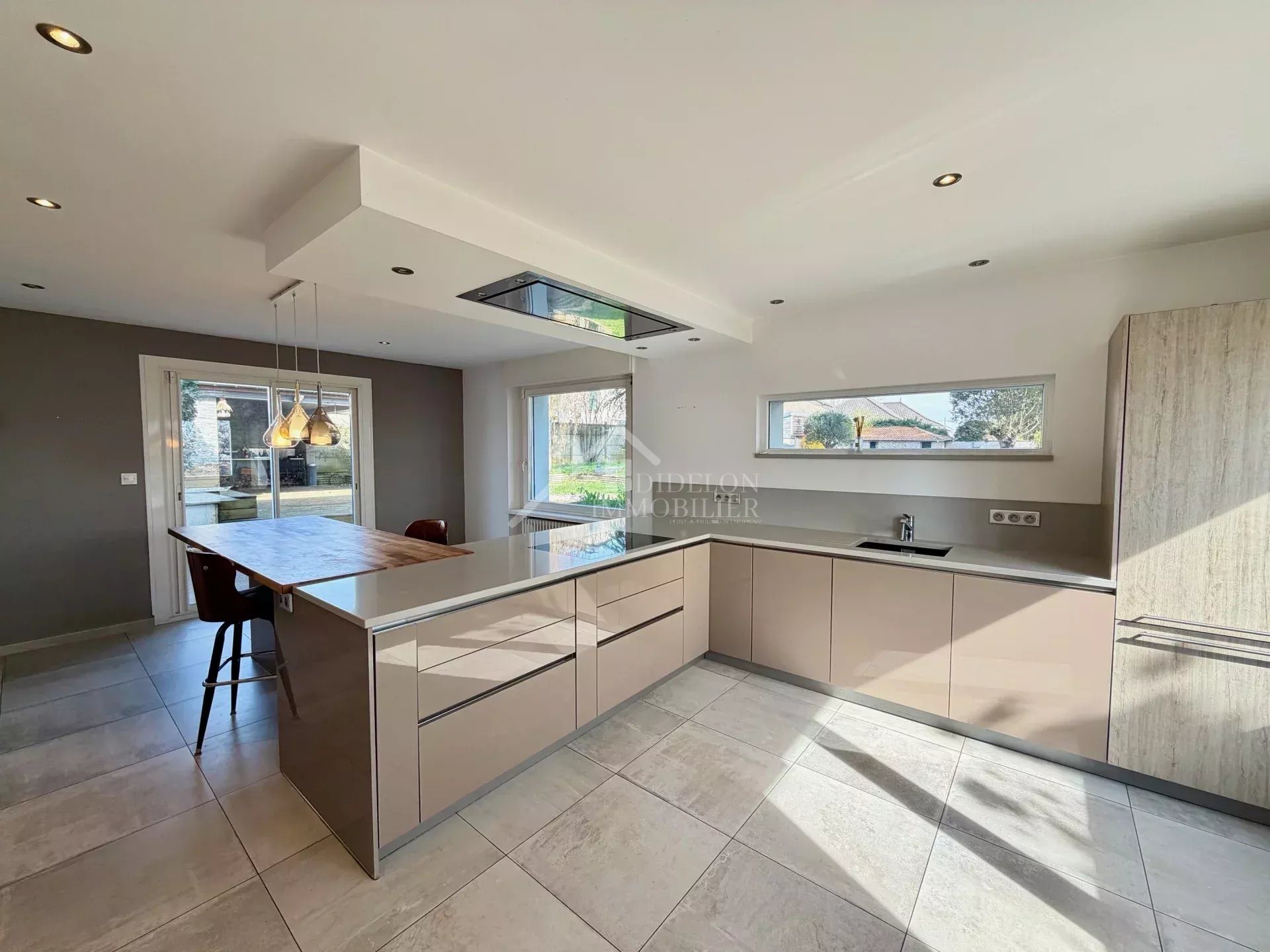 Maison à vendre, 250m², Atton