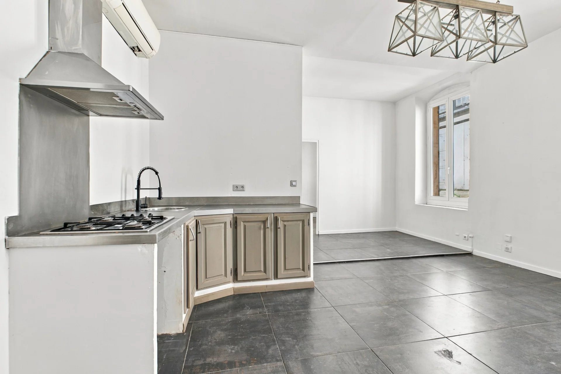 Appartement à vendre, 42m², Arles