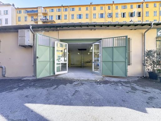 Local commercial 244 m² · à Nice · 244 m² · 699 500 €