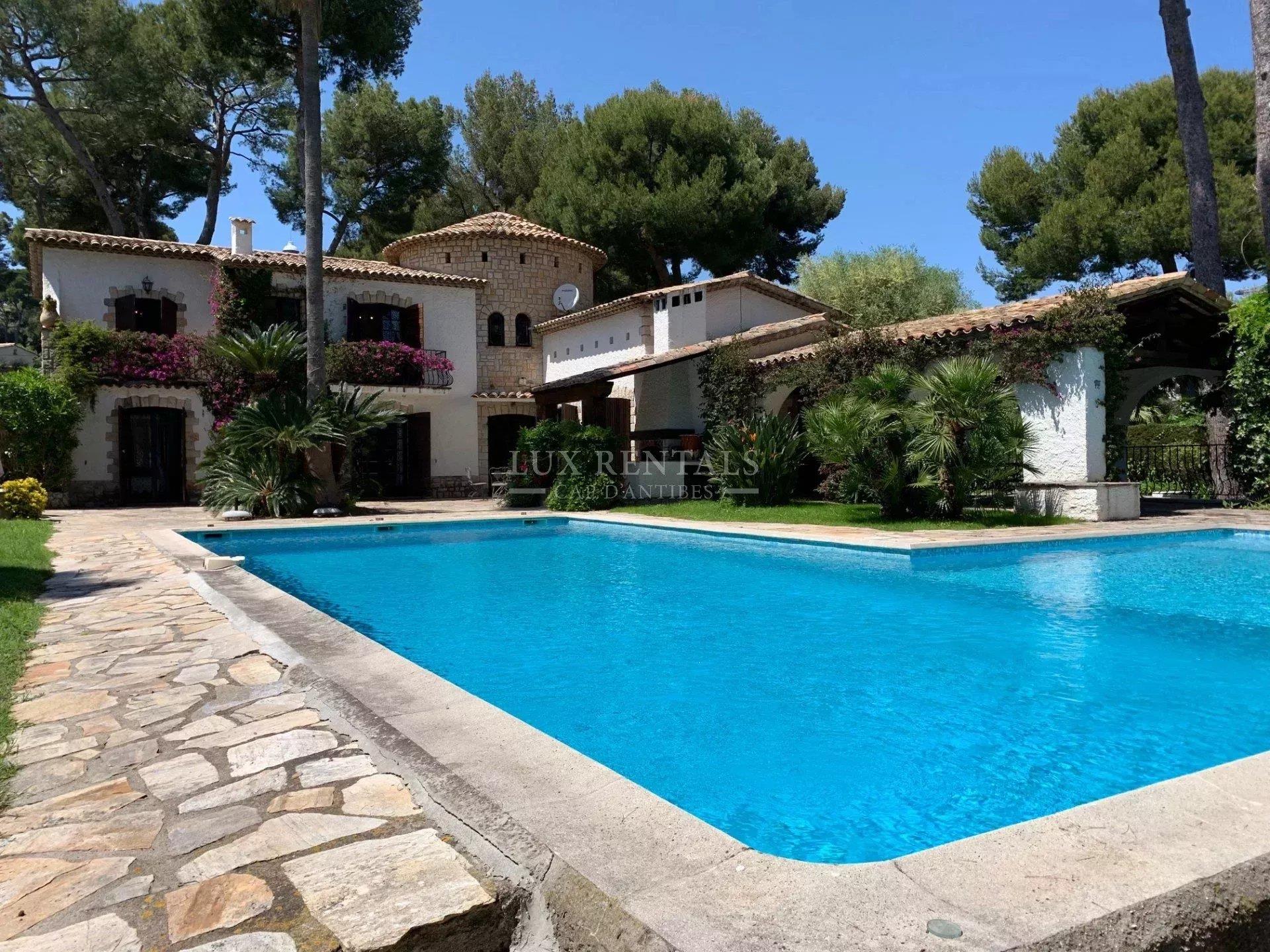 Maison à vendre, 247m², Antibes