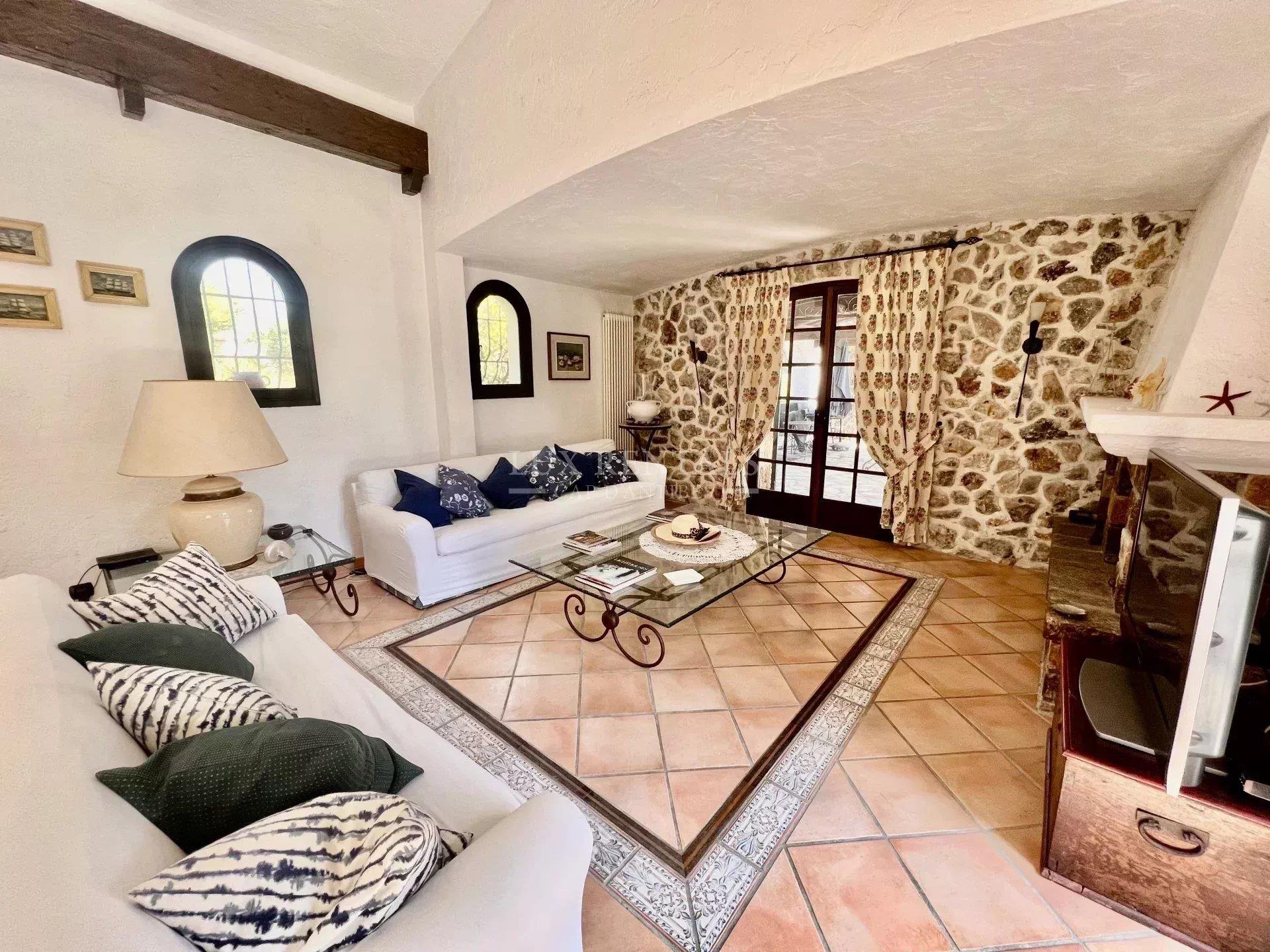 Maison à vendre, 247m², Antibes
