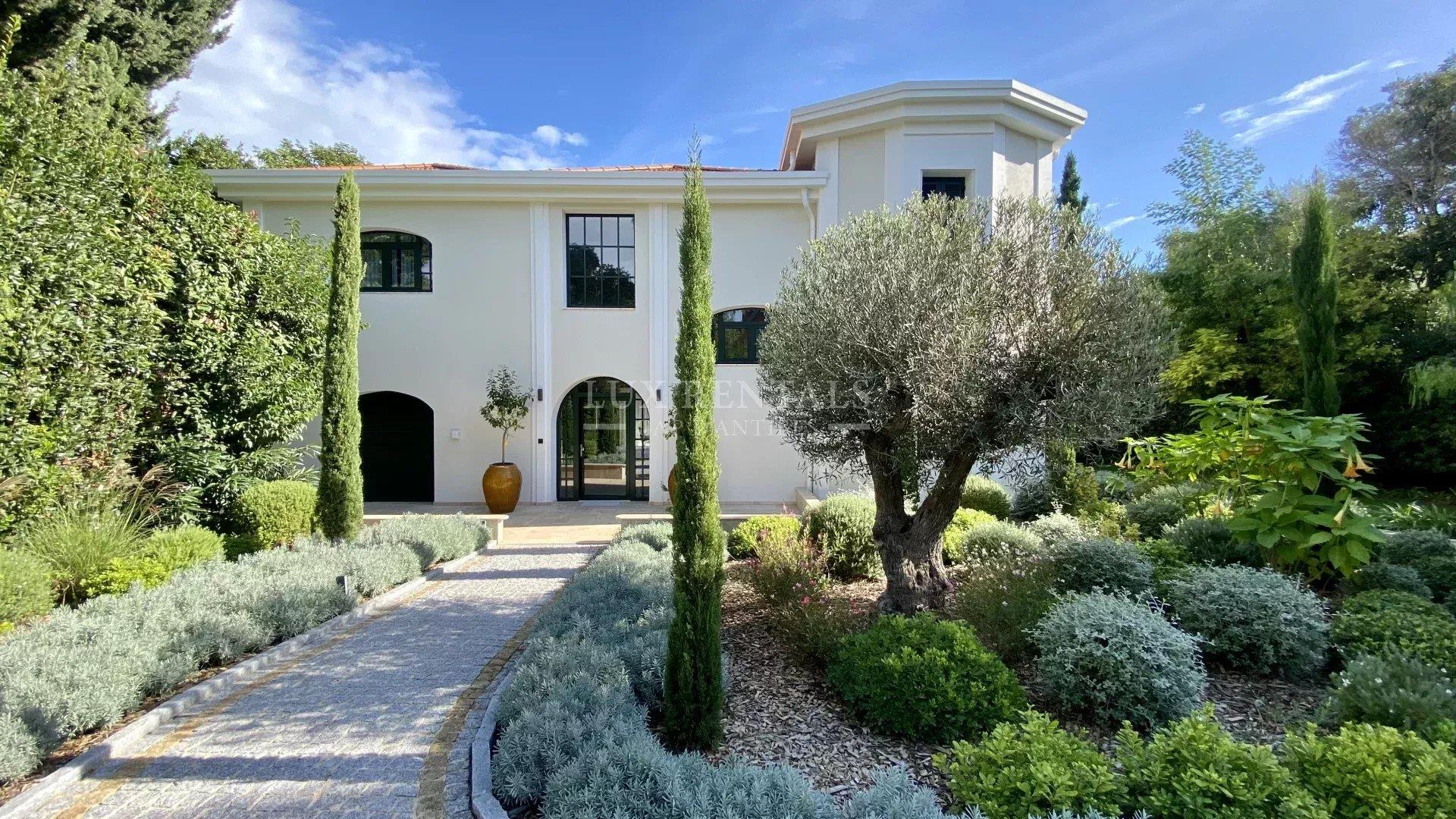 Maison à vendre, 271m², Antibes