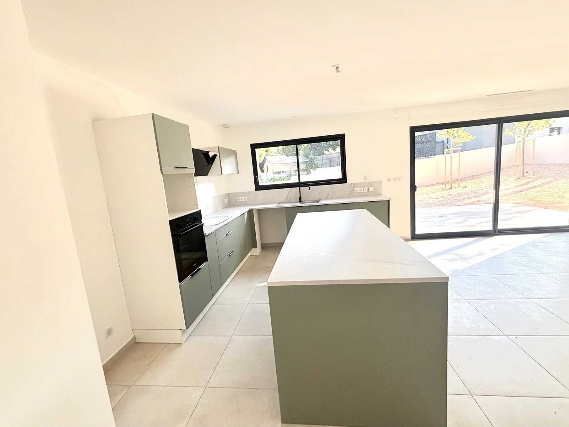 Maison à louer, 114m², Narbonne