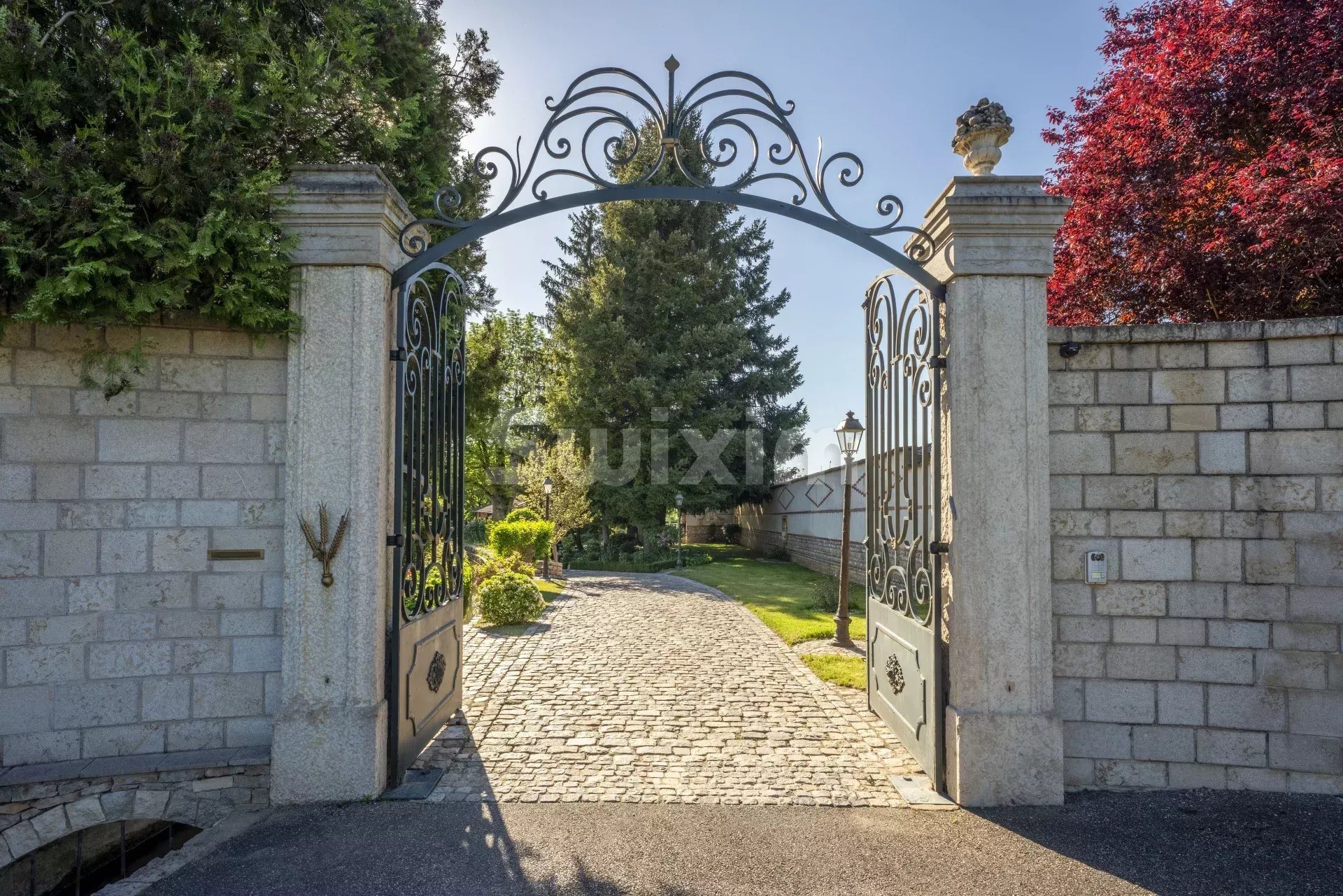 Maison à vendre, 470m², Trévoux