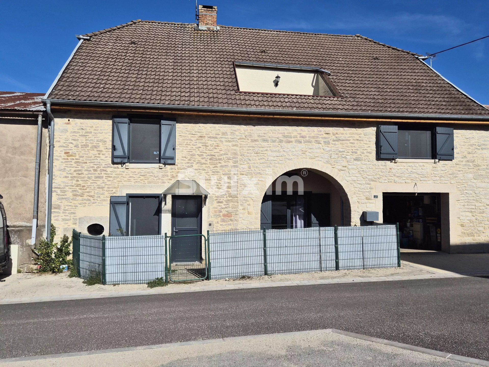 Maison à vendre, 184m², Gy