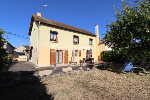 Maison 7 pièces 148 m² · à Varennes-le-Grand · 148 m² · 275 000 €