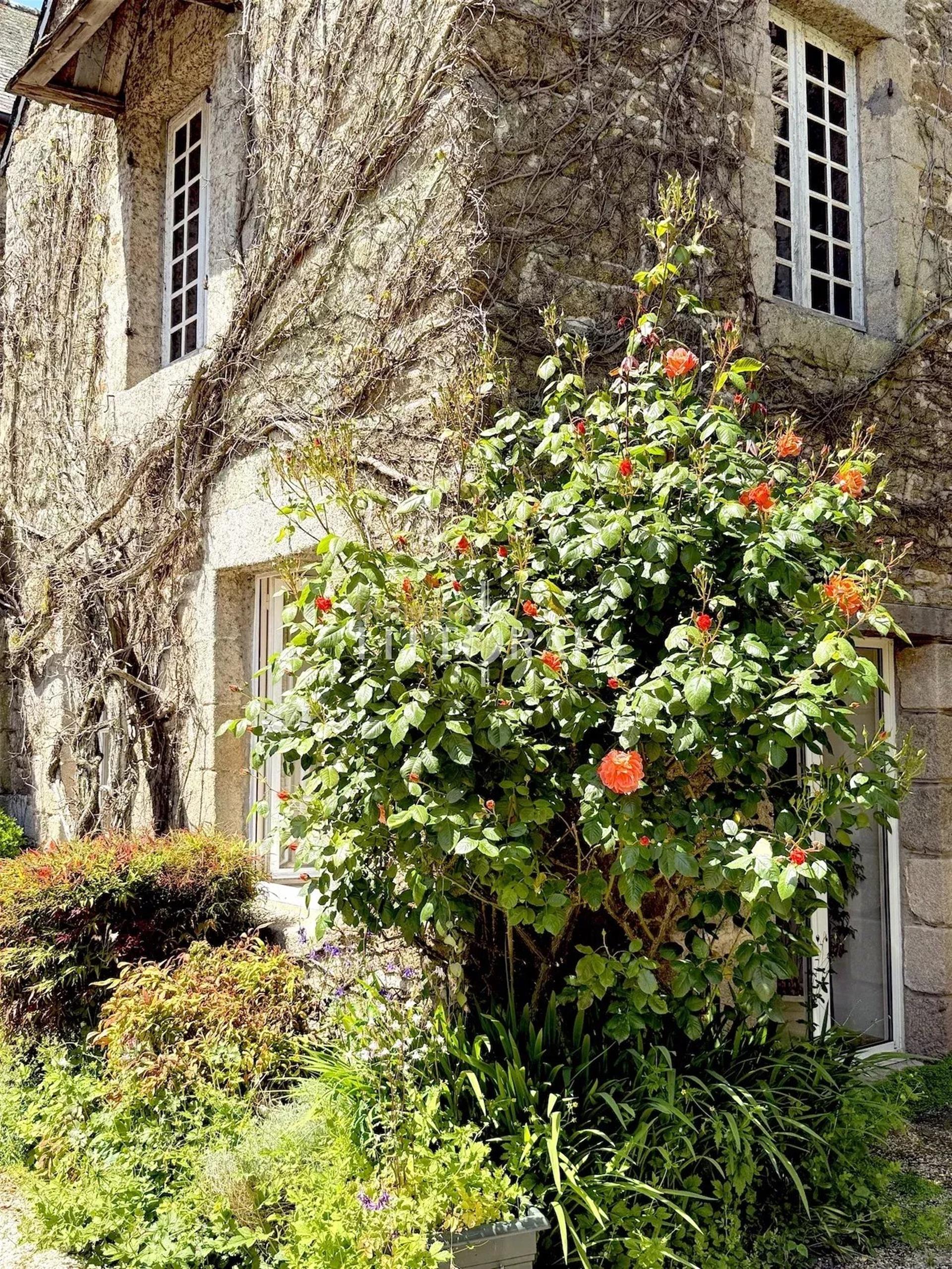 Maison à vendre, 260m², Quintin