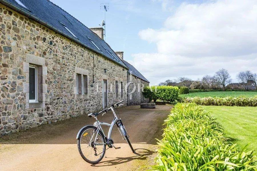 Maison à vendre, 158m², Plougrescant