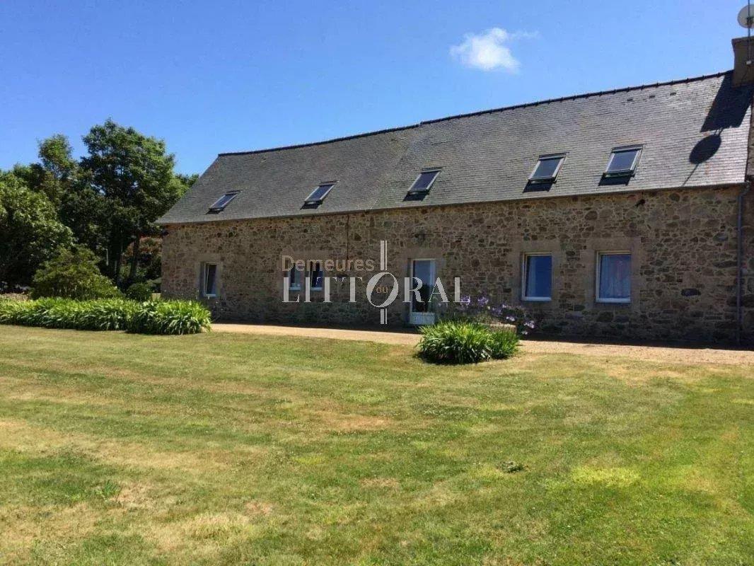 Maison à vendre, 158m², Plougrescant