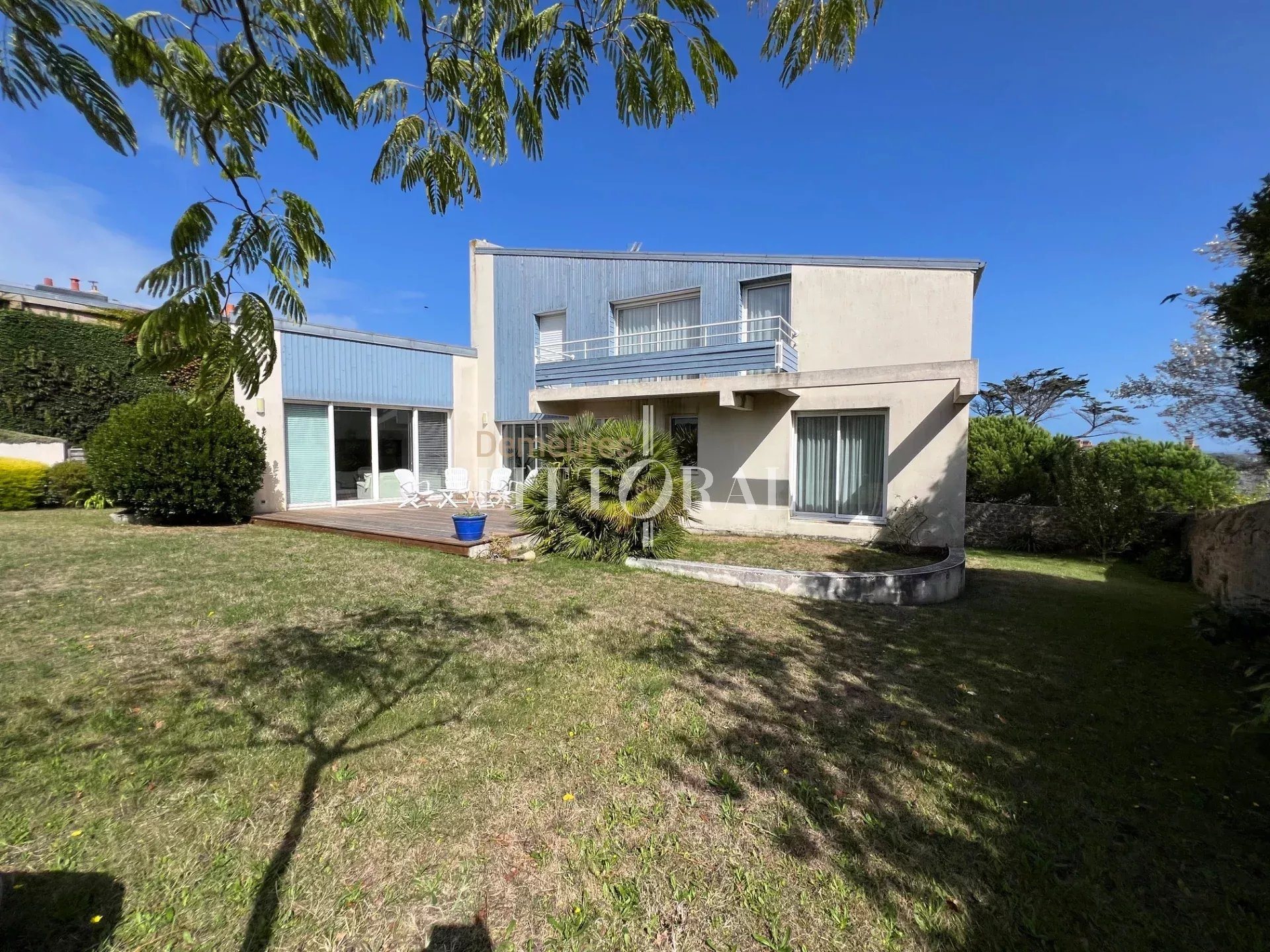Maison à vendre, 177m², Trégastel