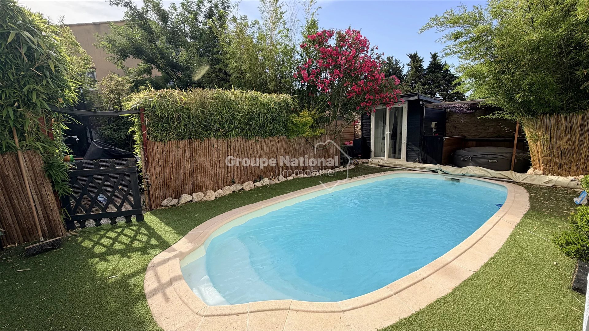 Maison à vendre, 385m², Courthézon