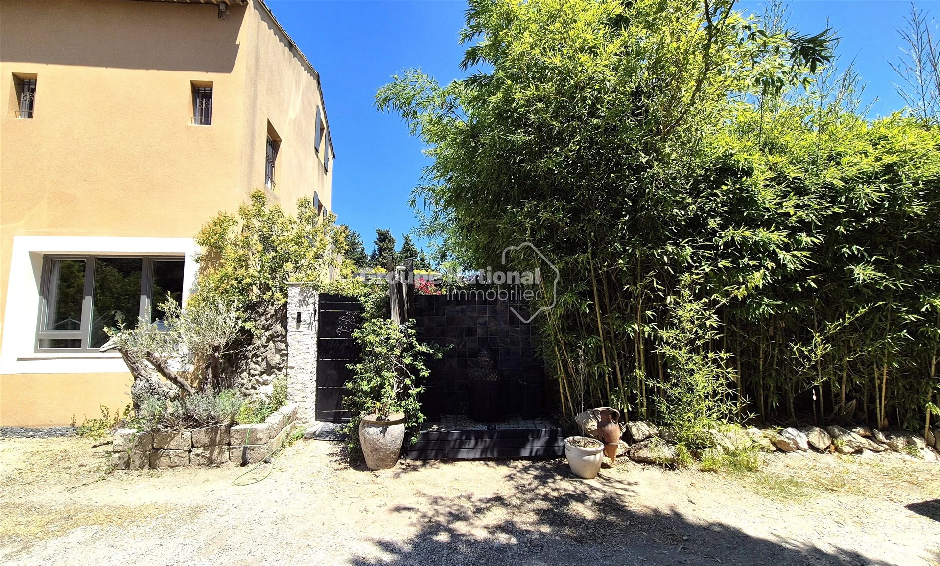 Maison à vendre, 385m², Courthézon