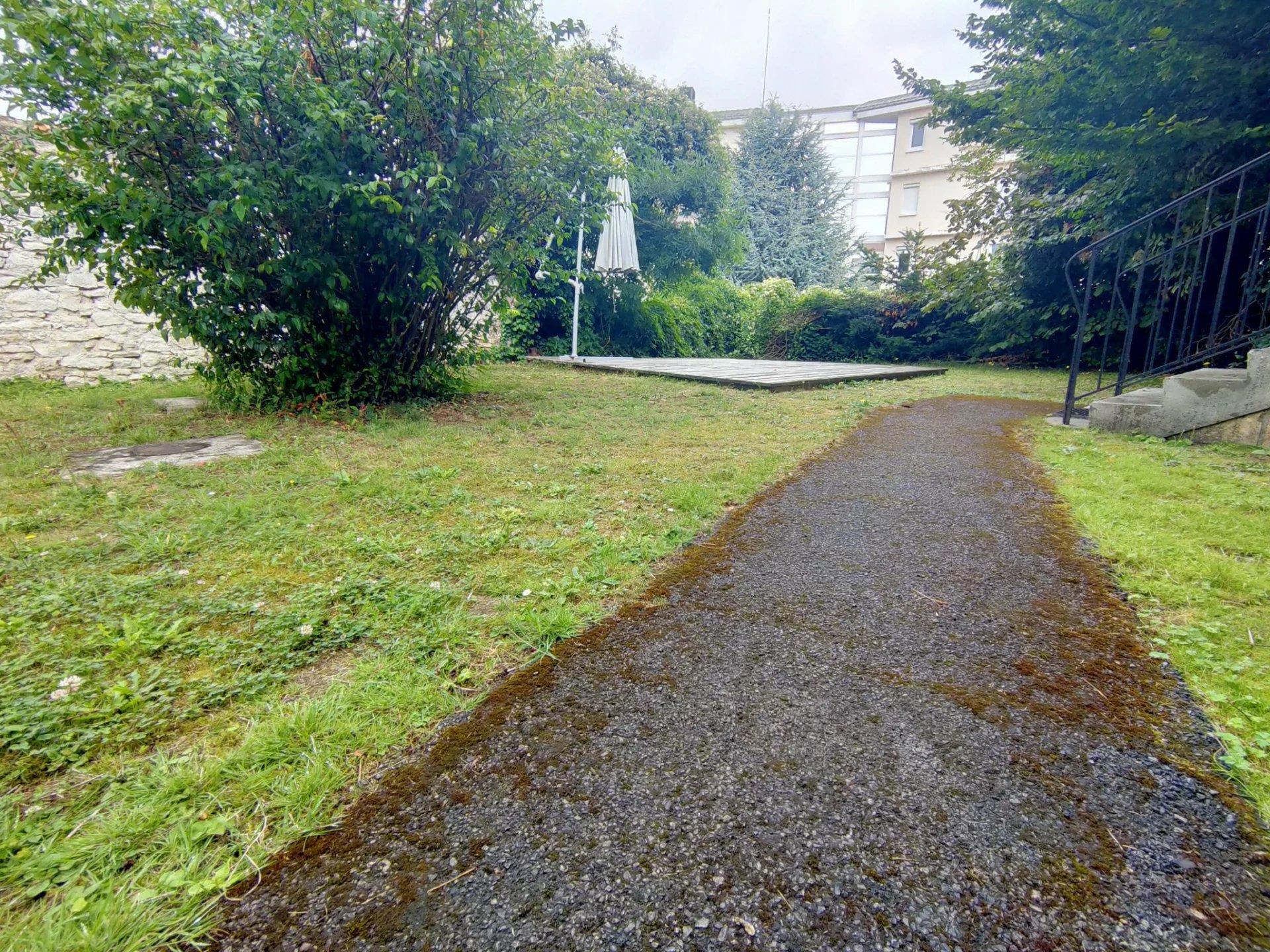 Maison à vendre, 137m², Crépy-en-Valois