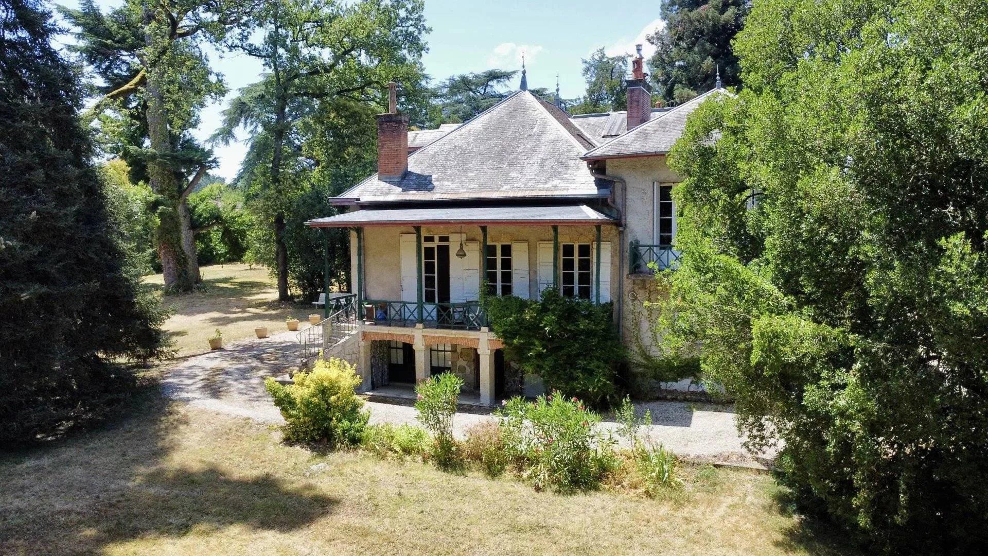 Maison à vendre, 222m², Condom