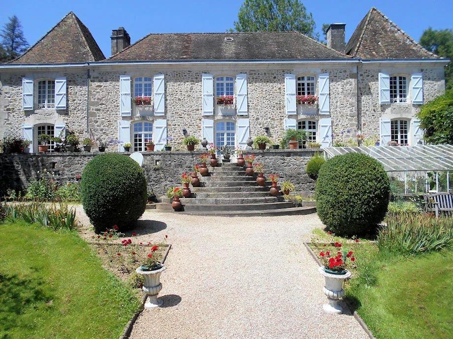 Maison à vendre, 425m², Nontron