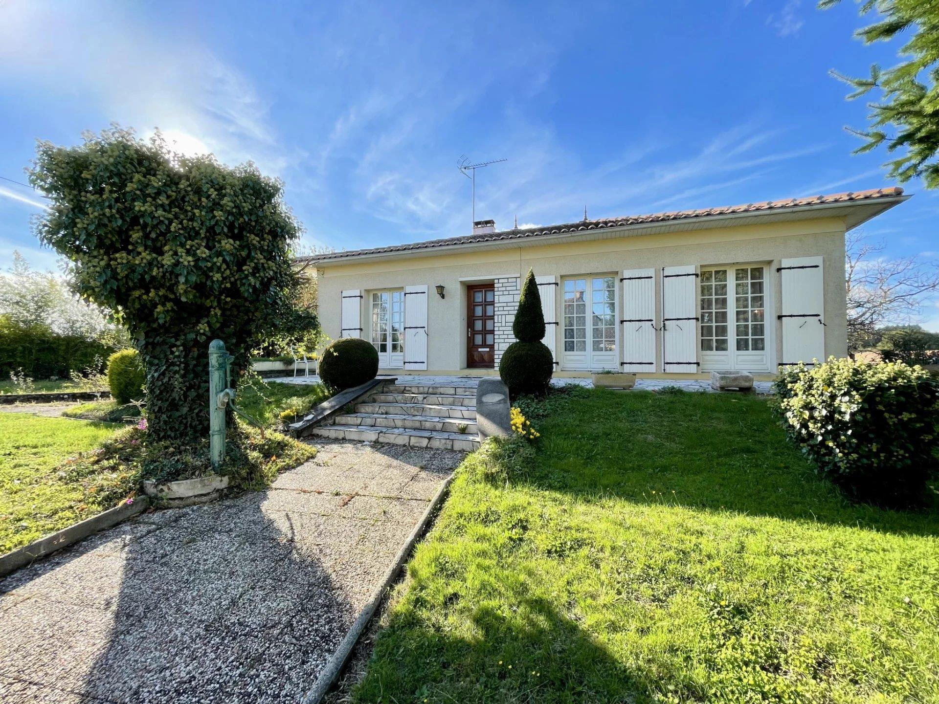 Maison à vendre, 152m², Manot