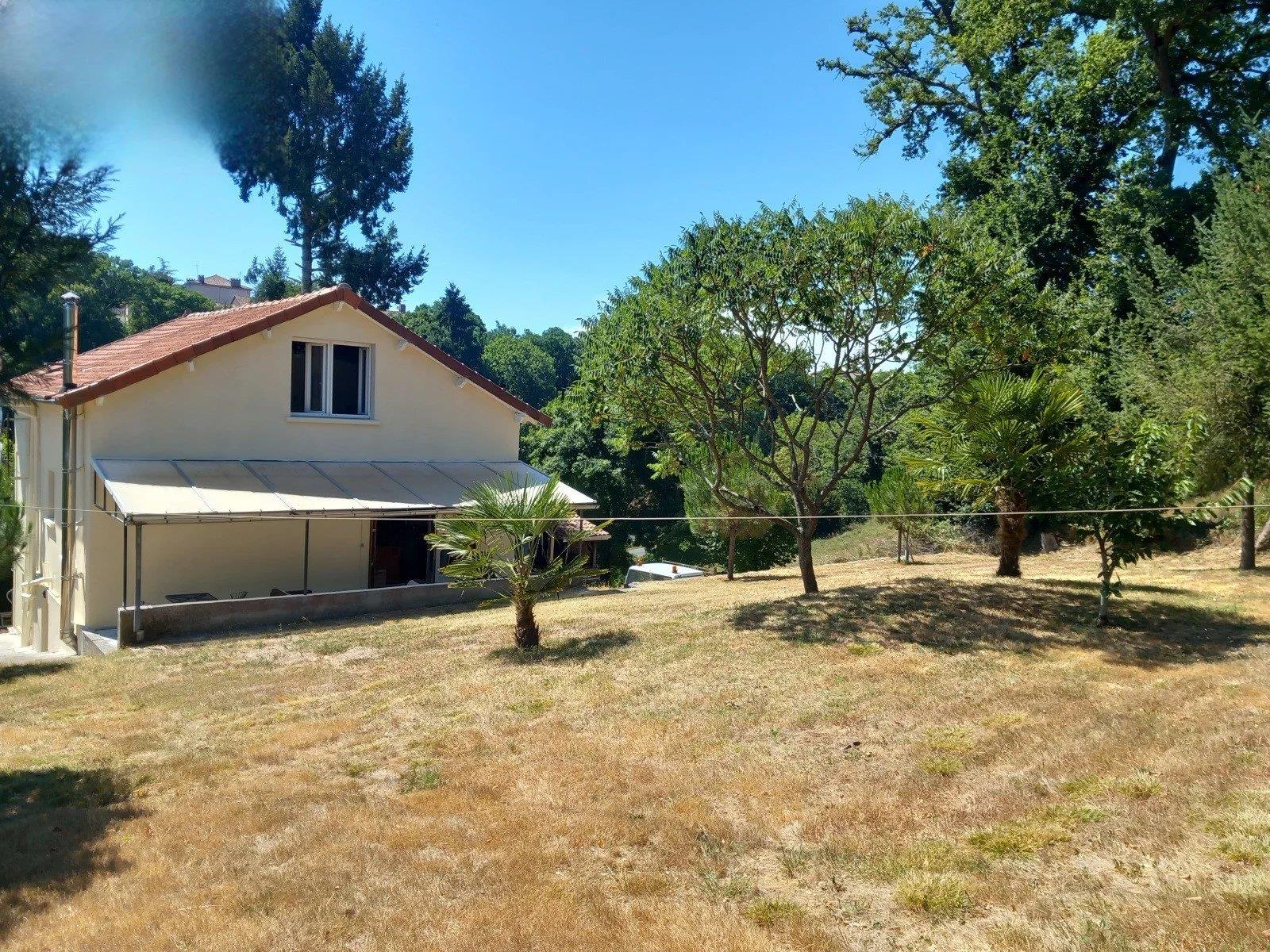 Maison à vendre, 116m², Confolens
