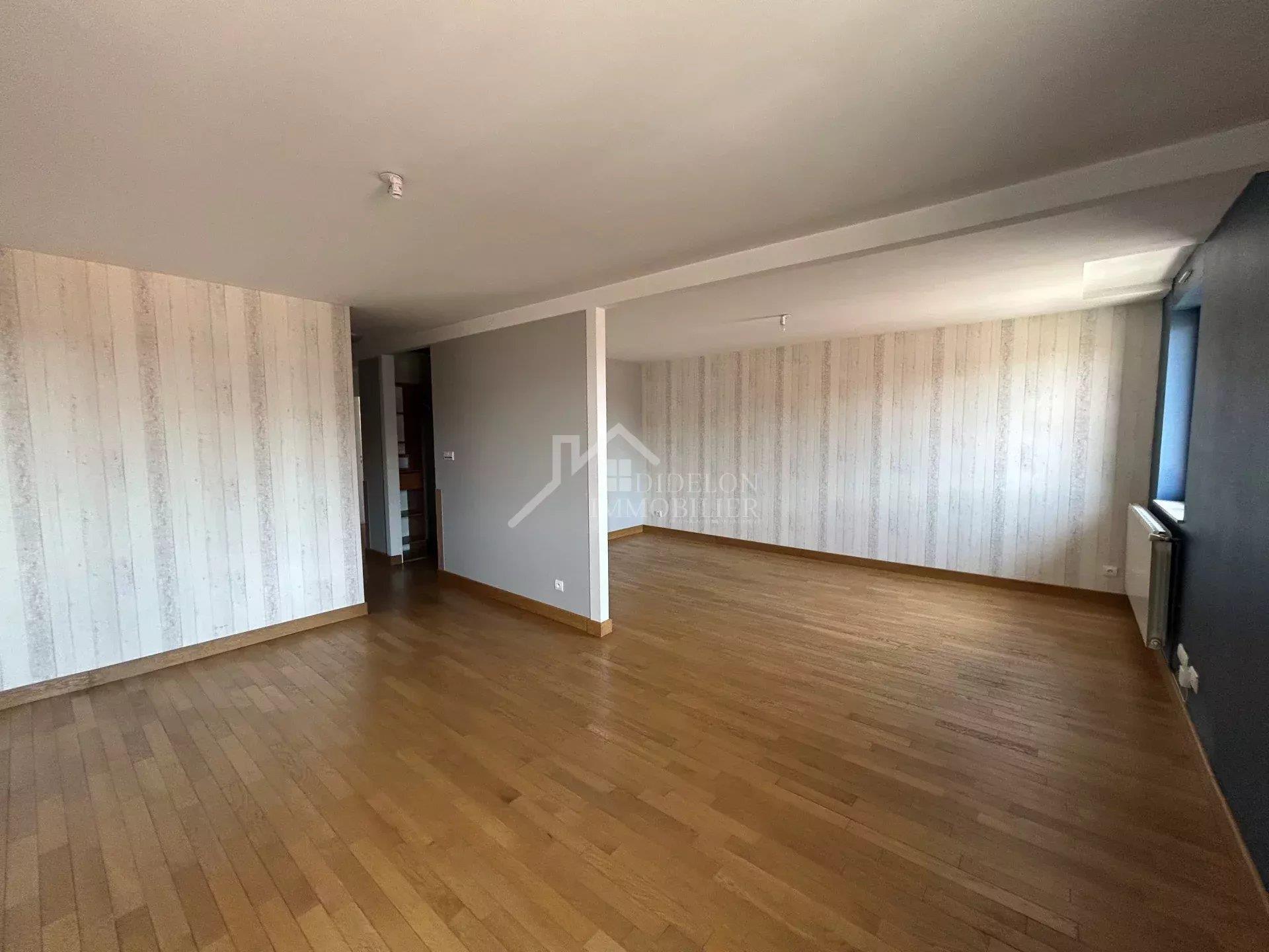 Appartement à vendre, 93m², Pont-à-Mousson